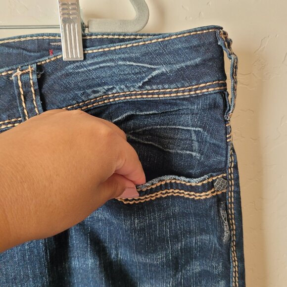 Silver Suki Mid Rise Bootcut Jeans - Picture 6 of 12